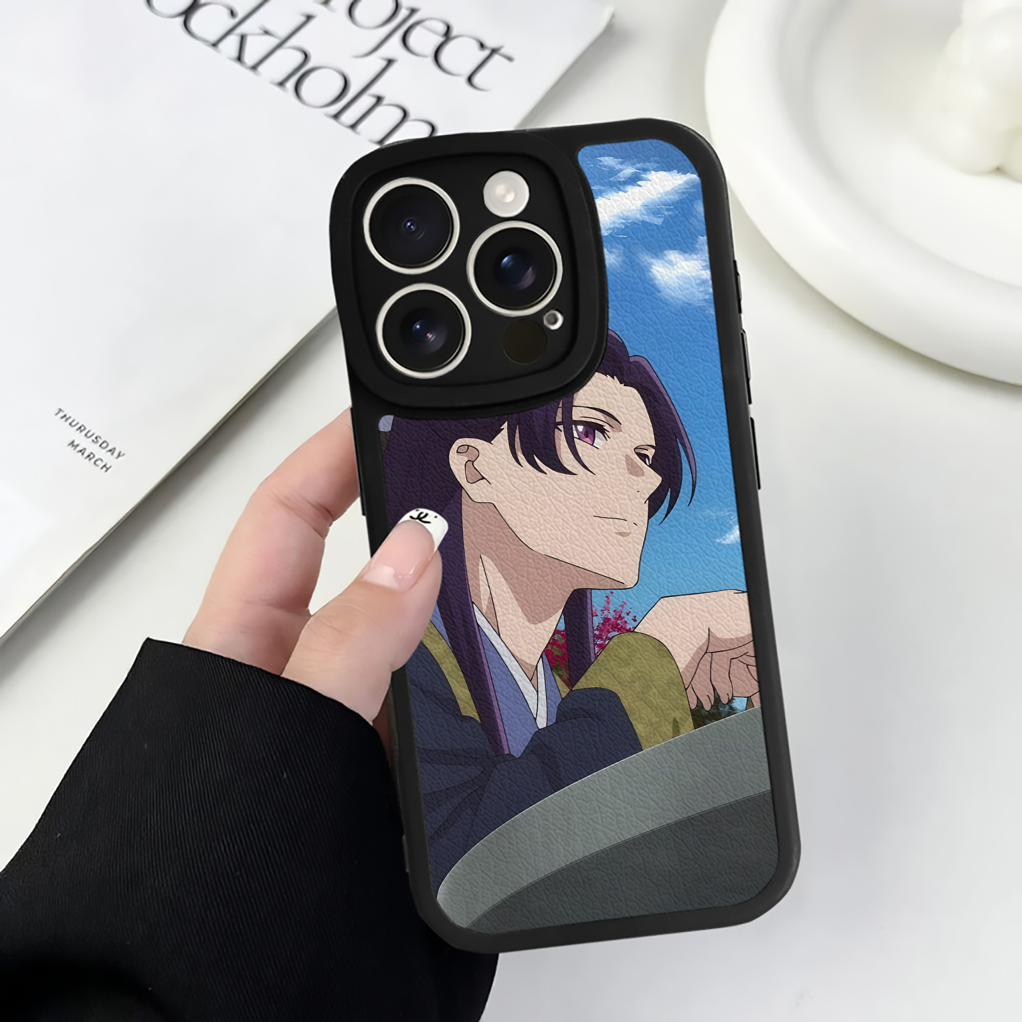 薬屋のひとりごと The Apothecary Diaries 【iPhone 16シリーズ対応】シリコンスマホケース（レザー調） 材質：シリコン